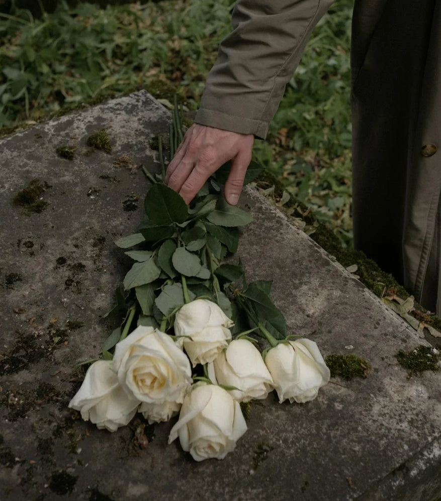 Honouring a Life: How Flowers Help Us Grieve