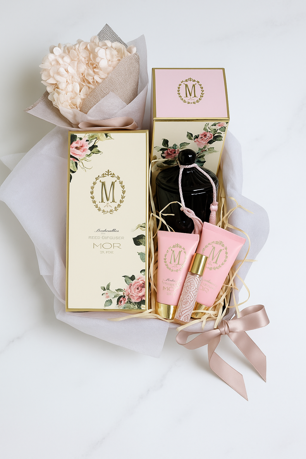 Gift set with Mor scented candle, diffuser and body products. Preserved hydrangea flowers in a decorative box on a white background.