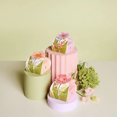 Huxter White Floral & French Pear Body Cleansing Bar Gift Box