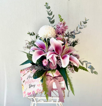 Lilies & Love