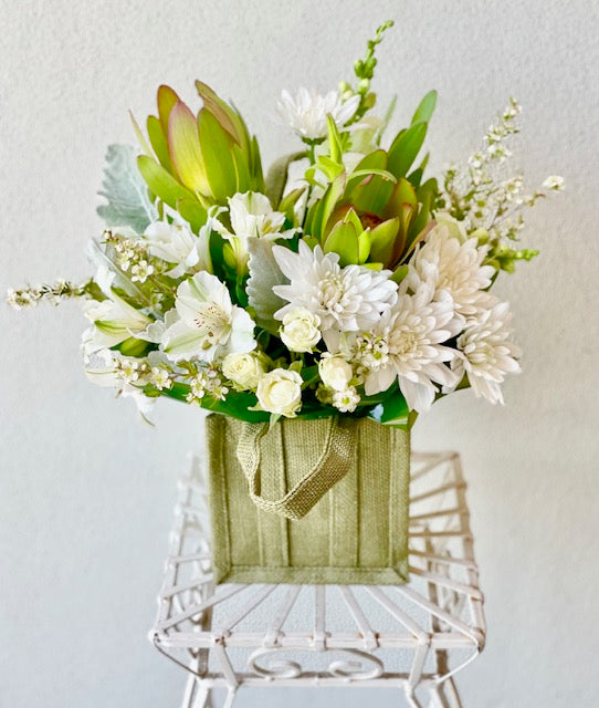 Bloom in Jute