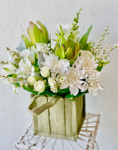Bloom in Jute