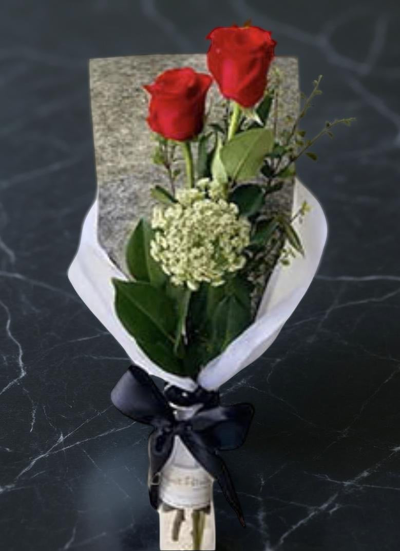 Two of Hearts Rose Vase