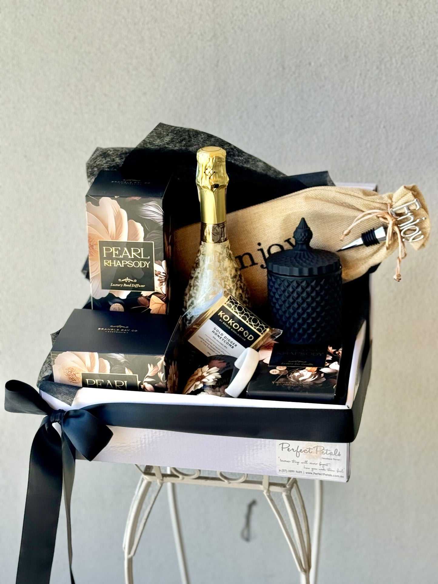 Golden Luxe Indulgence Hamper