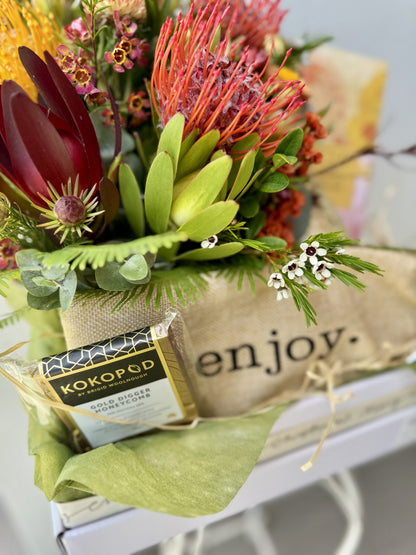 Festive Flora & Indulgence Hamper